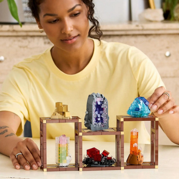 LEGO IDEAS MINERALS COLLECTION 