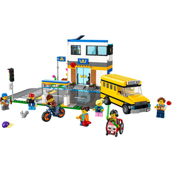 LEGO CITY SCHOOL DAY 