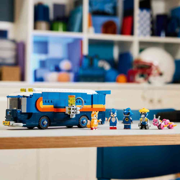 LEGO TEAM SONIC COMMAND TRUCK 