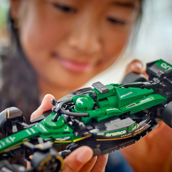 LEGO SPEED CHAMPIONS ASTON MARTIN ARAMCO F1 AMR24 RACE CAR 