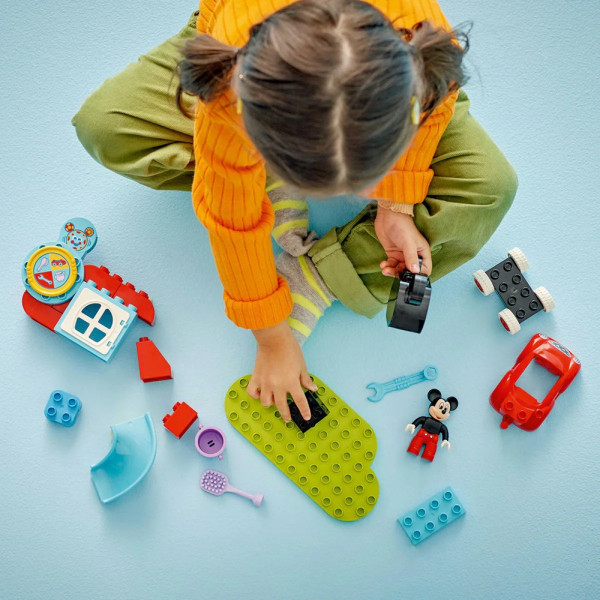LEGO DUPLO DISNEY TM MICKEY MOUSE CLUBHOUSE AND CAR 