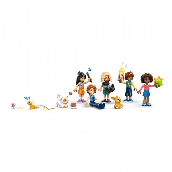 LEGO FRIENDS HEARTLAKE CITY FRIENDS CLUB 