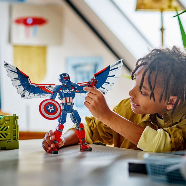 LEGO SUPER HEROES MARVEL CAPTAIN AMERICA CONSTRUCTION FIGURE 