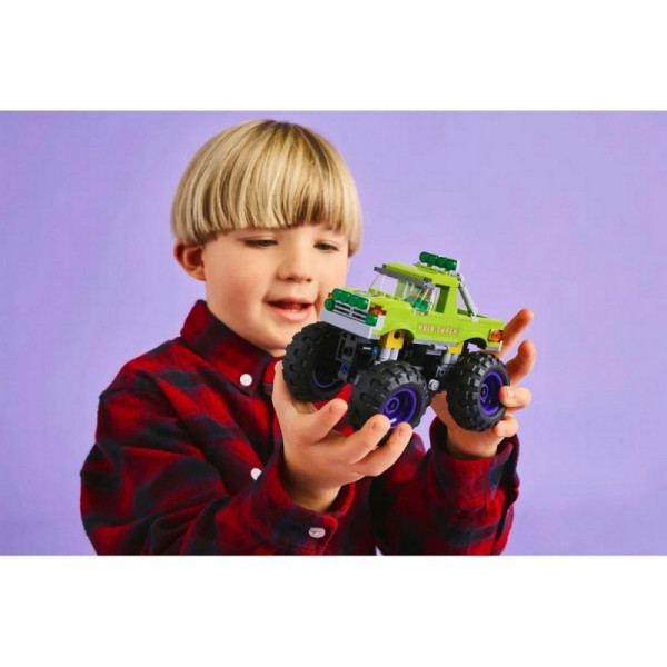 LEGO The Hulk Truck vs. Thanos 
