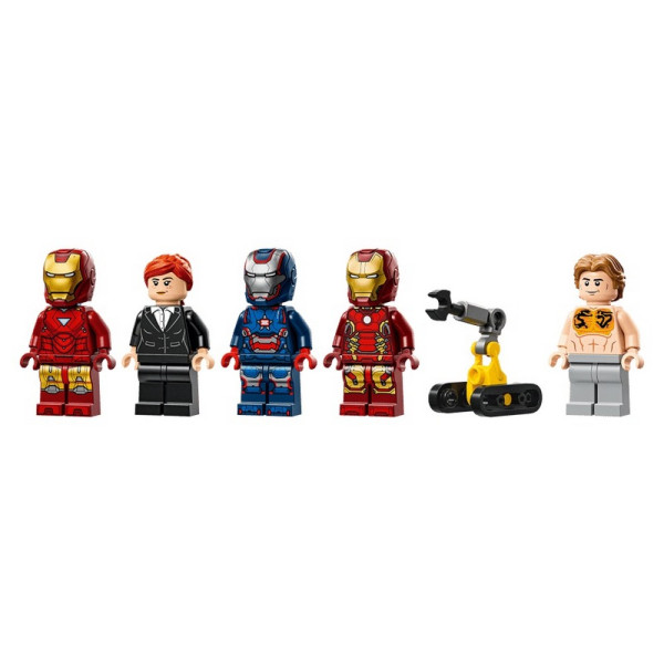 LEGO Iron Man's Laboratory: Hall.. 