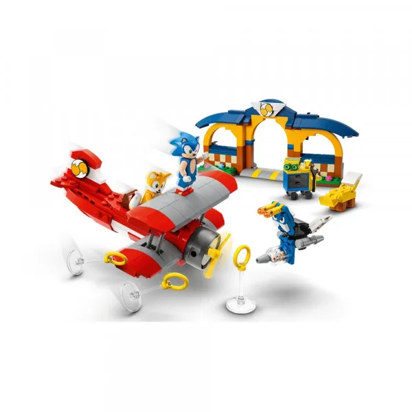 LEGO SONIC TAILS WORKSHOP AND TORNADO PLANE 