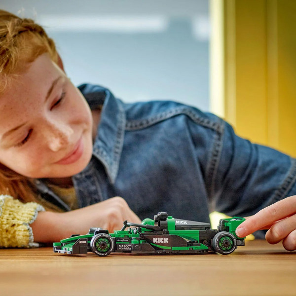LEGO SPEED CHAMPIONS KICK SAUBER F1 TEAM C44 RACE CAR 