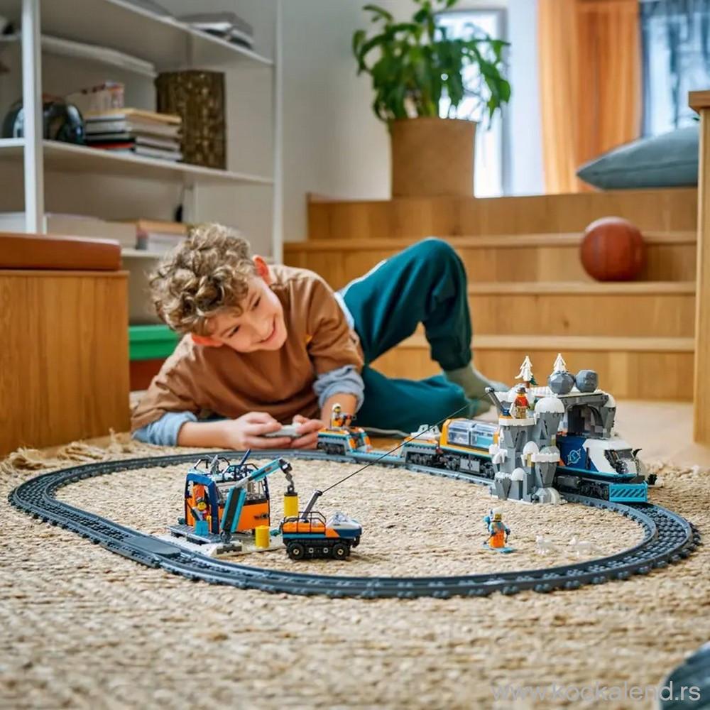 LEGO CITY EXPLORERS ARCTIC POLAR EXPRESS TRAIN 