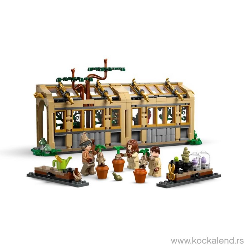LEGO HARRY POTTER TM HOGWARTS CASTLE: HERBOLOGY CLASS 