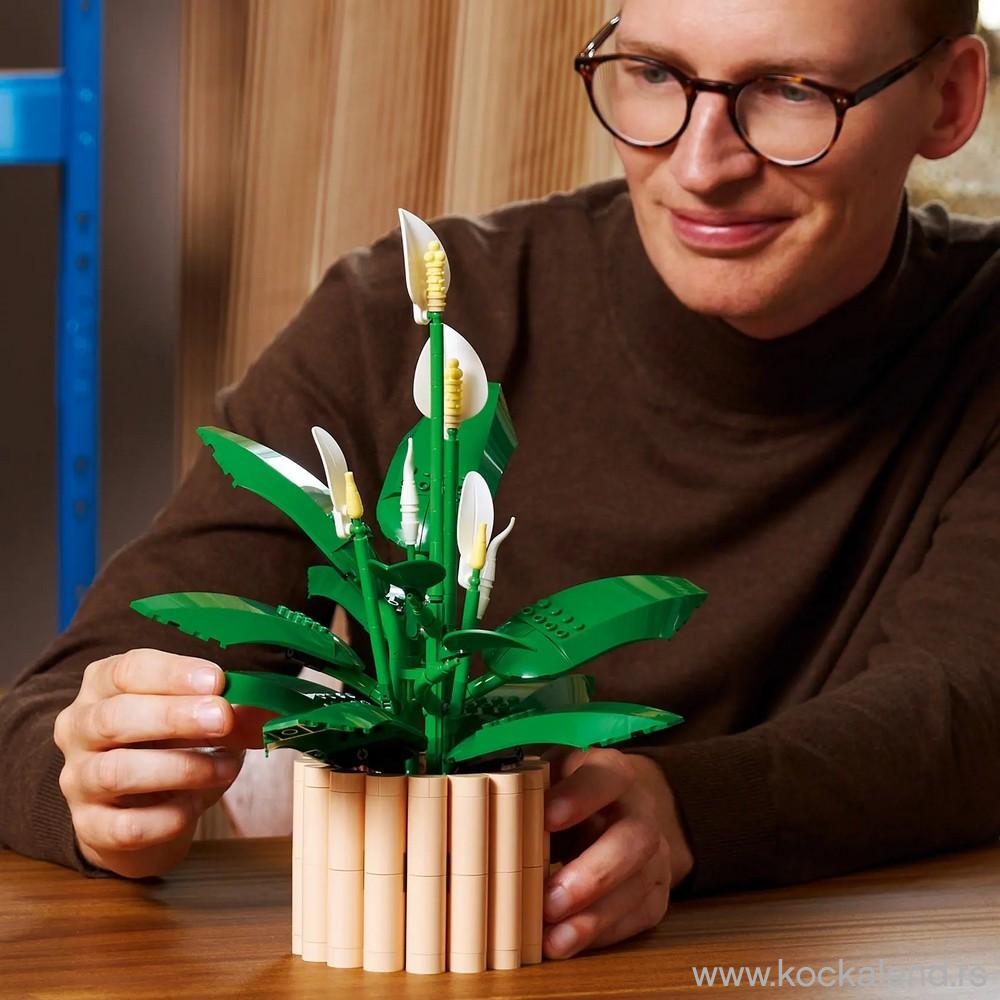 LEGO BOTANICAL PEACE LILY 