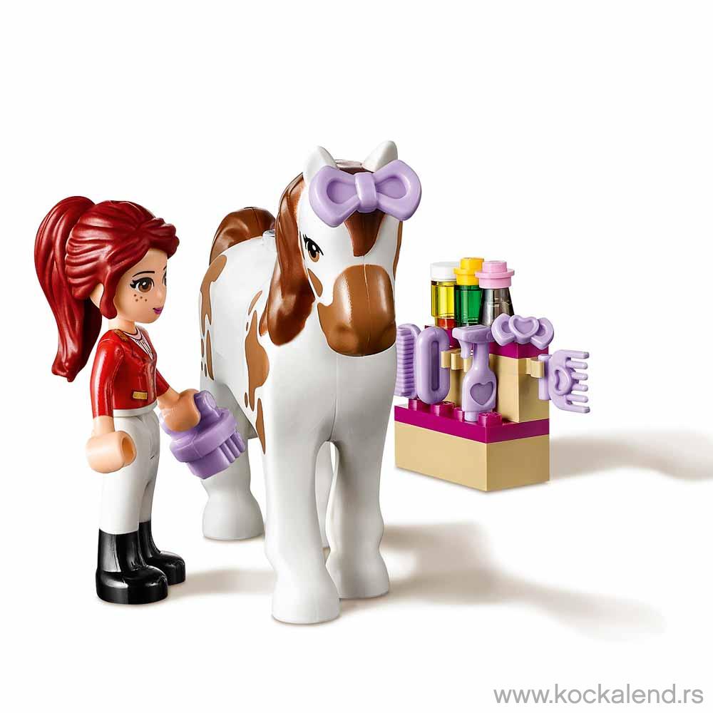 LEGO FRIENDS HEARTLAKE RIDING CLUB 