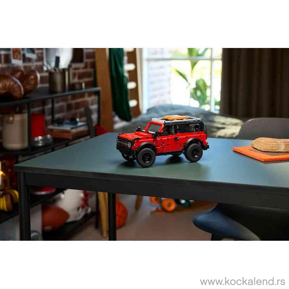 LEGO TECHNIC FORD BRONCO SUV 