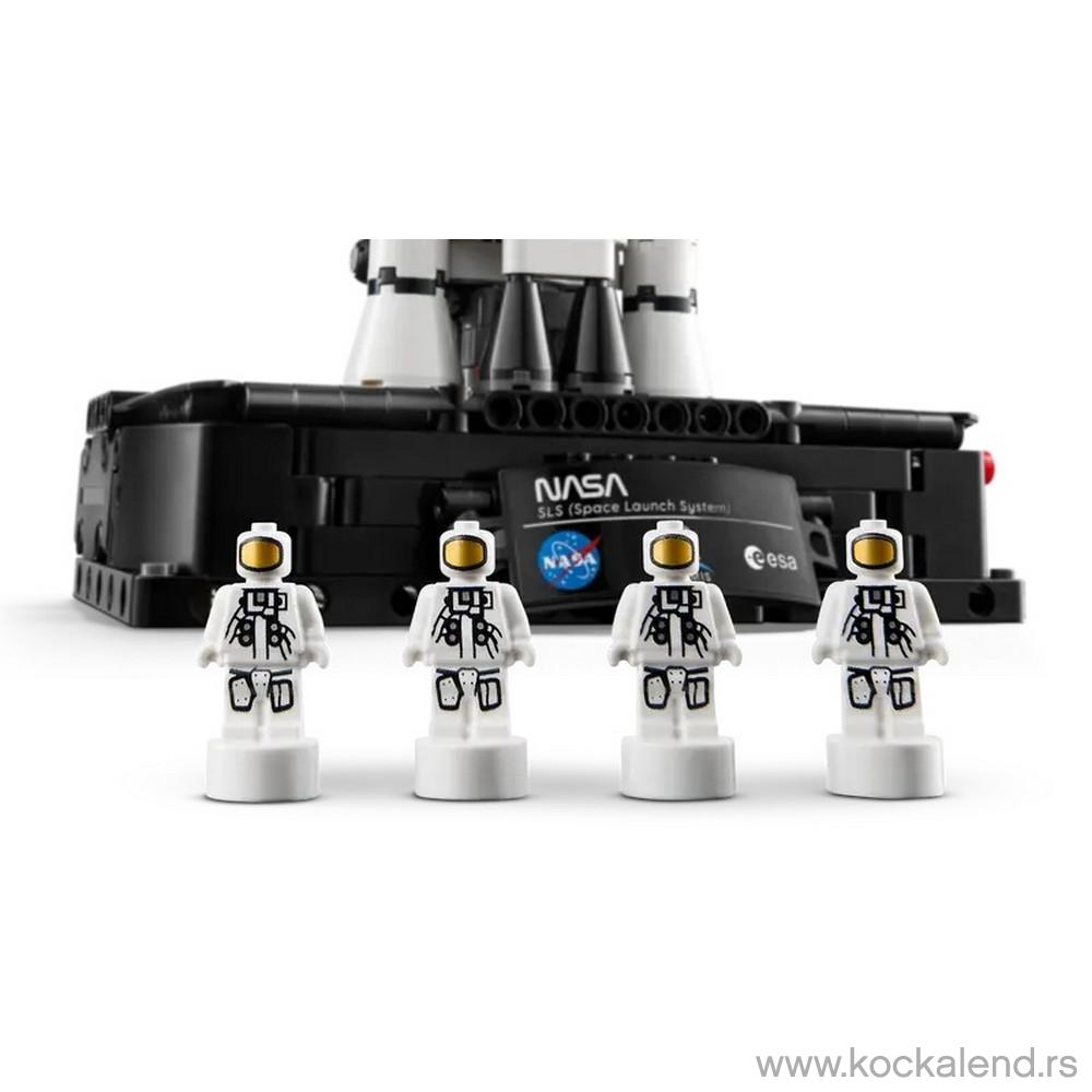 LEGO TECHNIC NASA ARTEMIS SPACE LAUNCH SYSTEM 