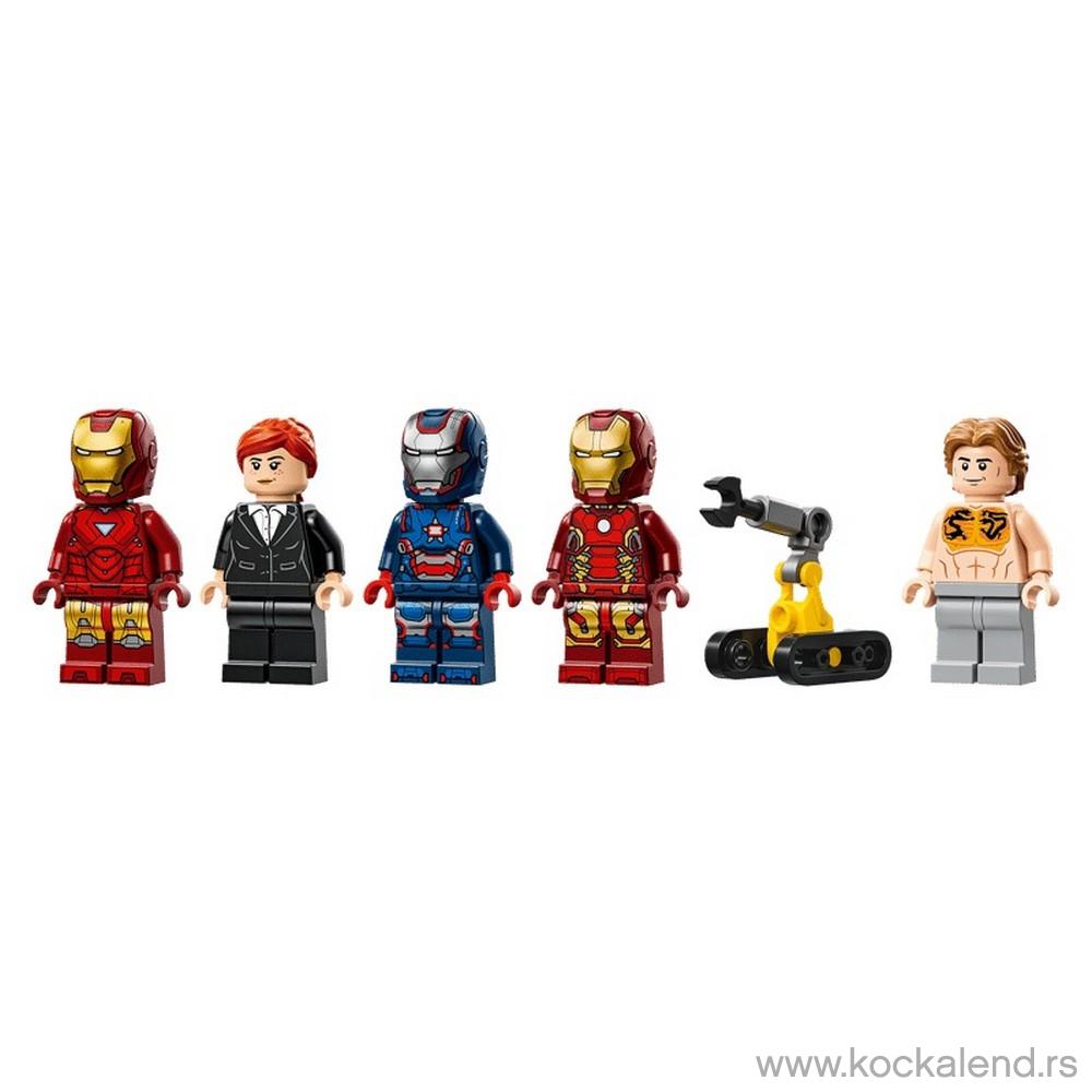 LEGO Iron Man's Laboratory: Hall.. 